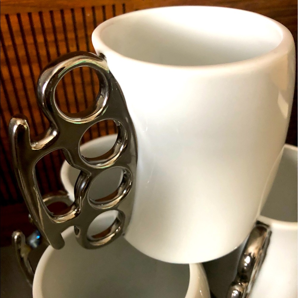 WHITE BRASS KNUCKLE MUG SET OF (4)